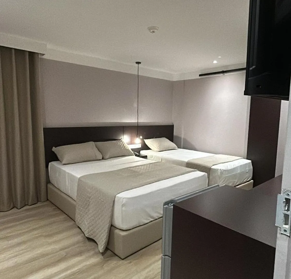 Hotel Grand Galaxie Caracas 3*,