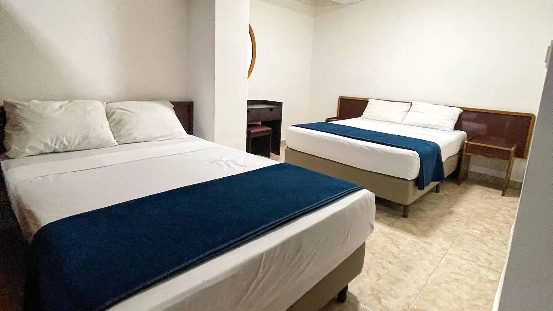 ***  Hotel Grand Galaxie Caracas Venezuela